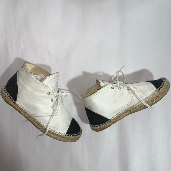 CHANEL size 37 Two-tone leather lace up ESPADRILLE - Picture 9 of 12